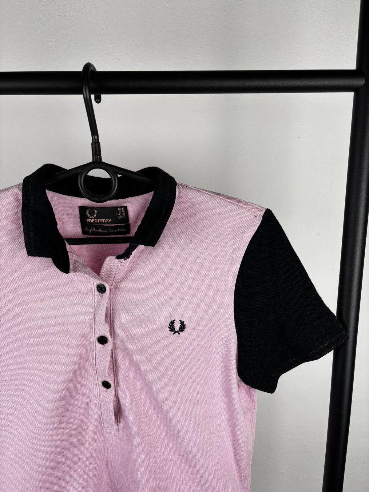Fred Perry Fred Perry AmyWinehouse polo size M Size US M / EU 48-50 / 2 - 3 Thumbnail