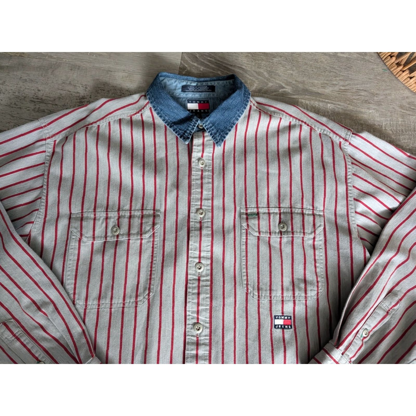 Tommy Hilfiger VINTAGE Tommy Hilfiger Red Striped Long Sleeve Button-Up Shirt Denim Collar Sz L 90s Hip Hop Mens Size US L / EU 52-54 / 3 - 2 Thumbnail