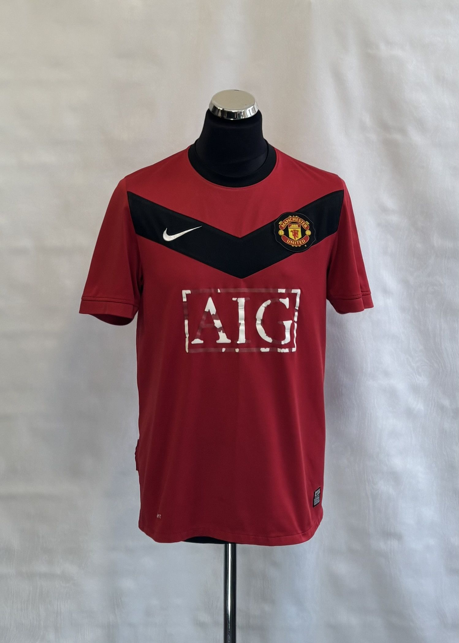 Manchester United 2009/2010 Nike Football Jersey Size M
