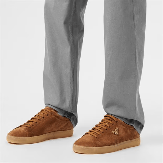 Prada Suede Low Trainers Size US 7 / EU 40 - 3 Thumbnail