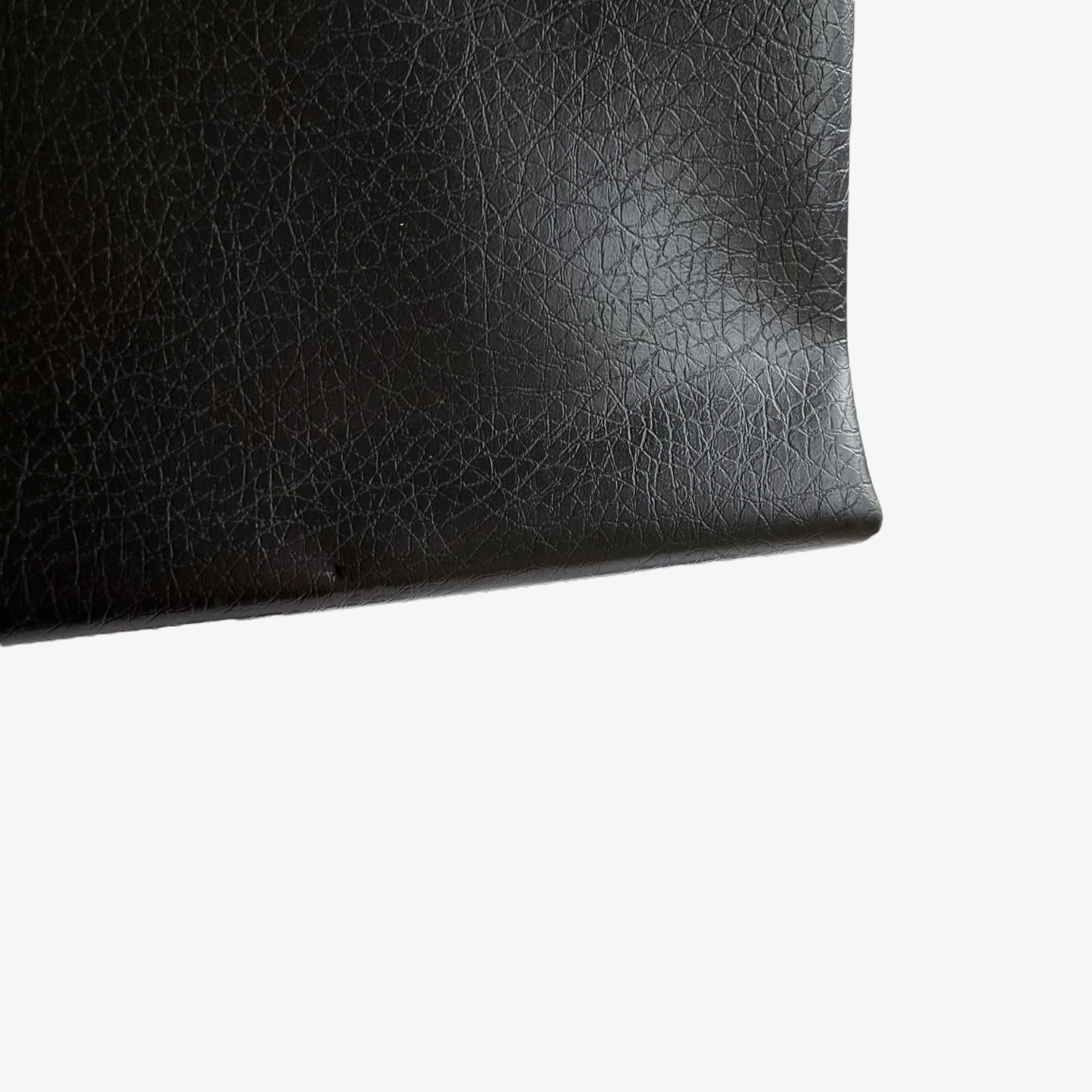 Other Vintage 1960s Black Pebbled Leather Shoulder Bag Size ONE SIZE - 7 Thumbnail