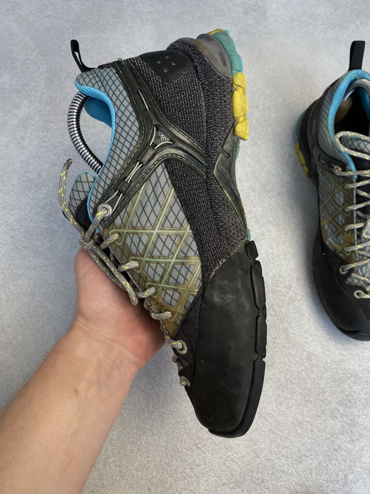 Vintage Vintage Salewa Gore-Tex Hiking Shoes trekking outdoor US8 Size US 8 / EU 41 - 7 Thumbnail