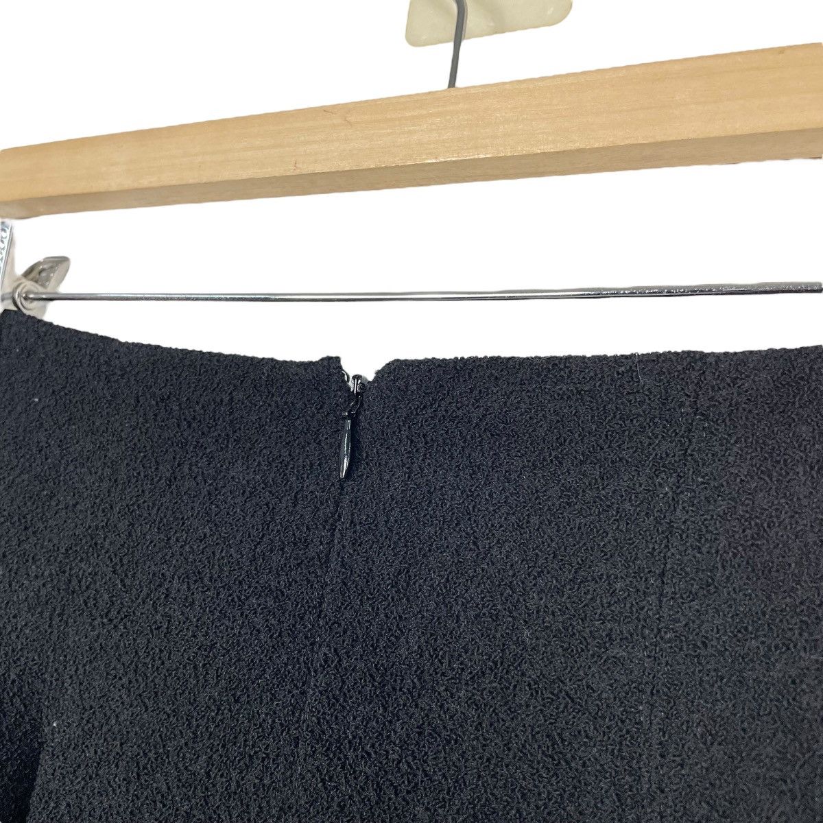 Chanel Chanel Wool Skirt Size 28" / US 6 / IT 42 - 8 Thumbnail
