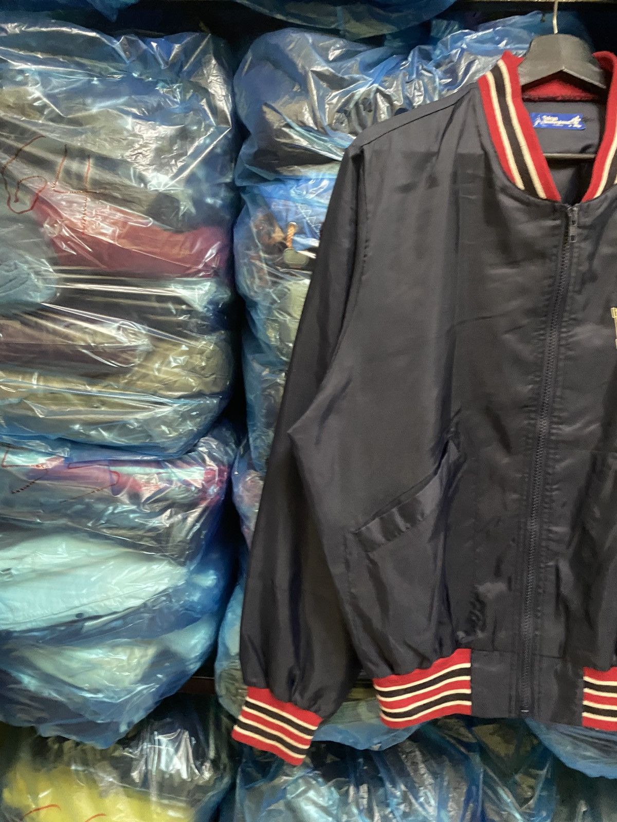 Disney × Mickey Mouse Vintage Tokyo Disneyland Mickey Mouse Bomber Jacket Navy Red Size US M / EU 48-50 / 2 - 6 Thumbnail
