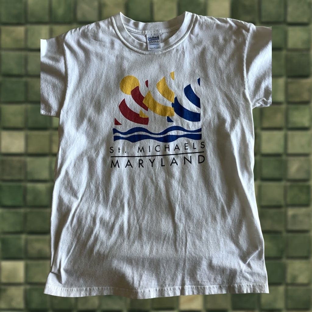 Gildan VINTAGE St. Michaels Maryland T Shirt M White Cotton Graphic Tee Unisex 1990s Sailing Ocean USA Vacation Clothing Size US M / EU 48-50 / 2 - 1 Thumbnail