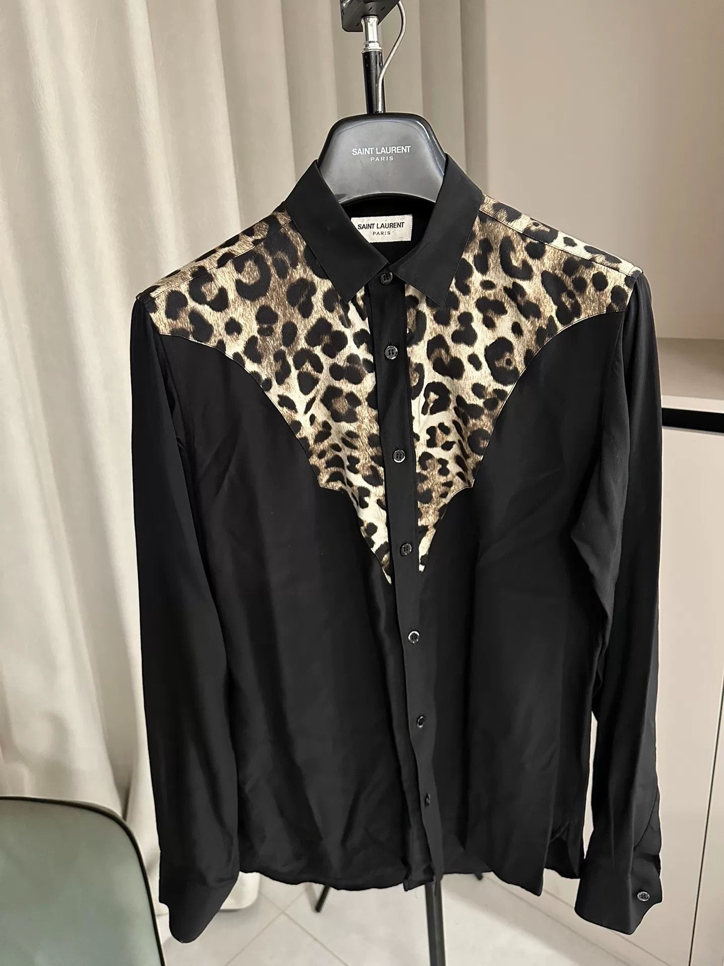 Saint Laurent Paris Saint Laurent Leopard Print Shirt Size US M / EU 48-50 / 2 - 1 Thumbnail