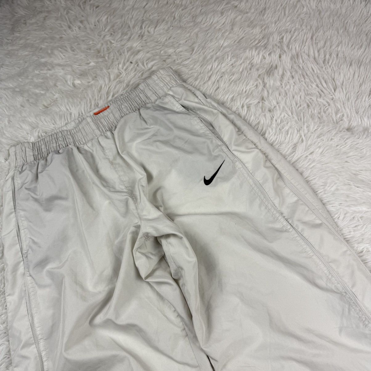 Vintage Nike Vintage TrackPants Joggers M 00s Streetwear Sportstyle Size US 32 / EU 48 - 4 Thumbnail