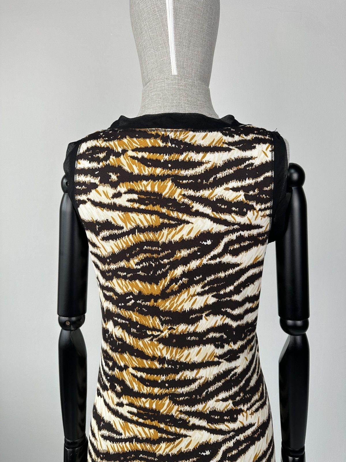 Dolce & Gabbana DOLCE & GABBANA Sleeveless Tiger Animal Print Viscose Dress Size S / US 4 / IT 40 - 8 Thumbnail