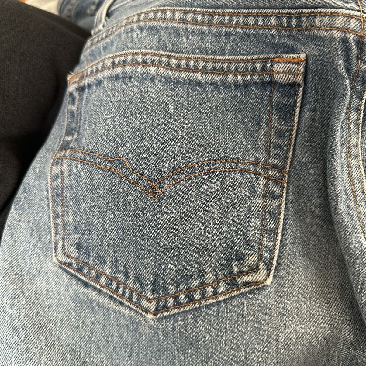 Levi's Vintage 90s Levi’s 501 Denim Jeans Original Fit Button Fly Size US 29 - 5 Thumbnail