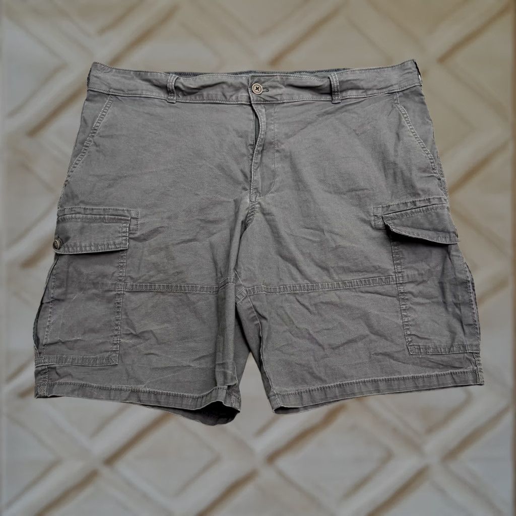 Izod Izod Saltwater Stretch Cargo Shorts Mens 40 Gray Cotton Casual Outdoor Size US 40 / EU 56 - 1 Thumbnail