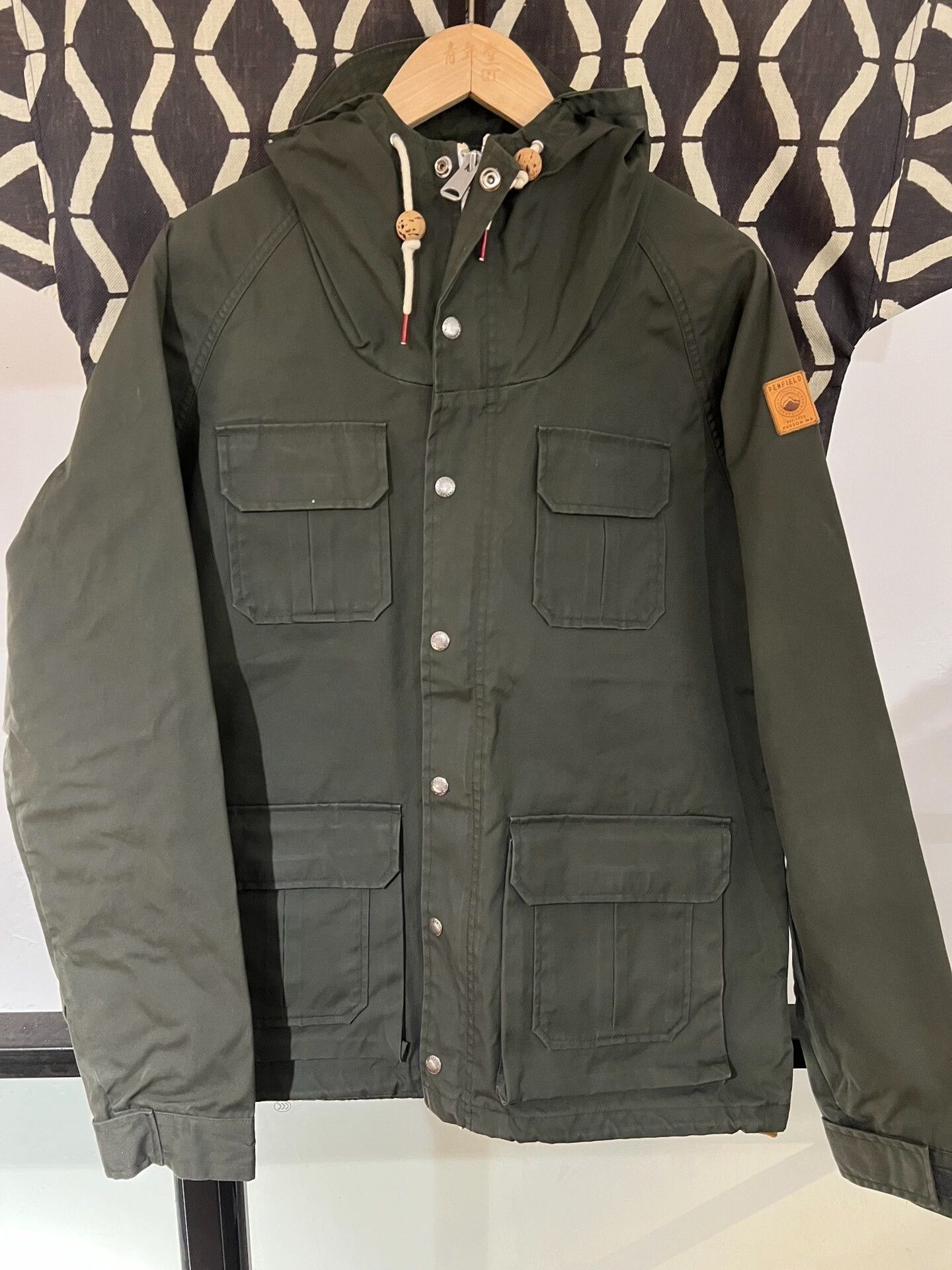 penfield outdoor windbreaker jacket in size L