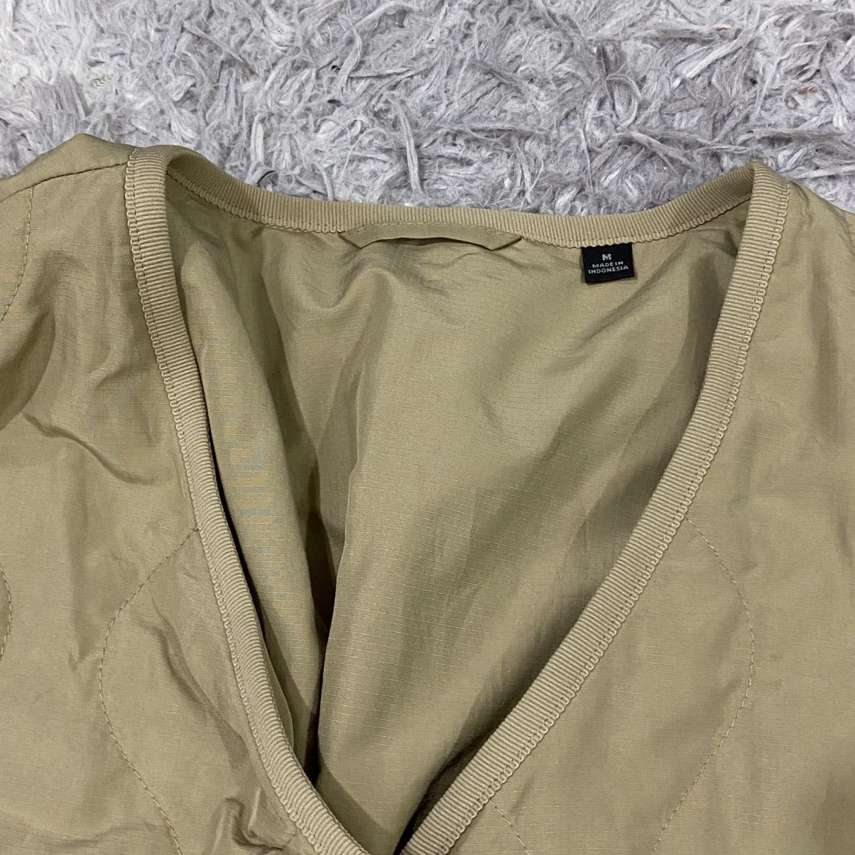 Uniqlo Light jacket winter uniqlo Size US M / EU 48-50 / 2 - 4 Thumbnail