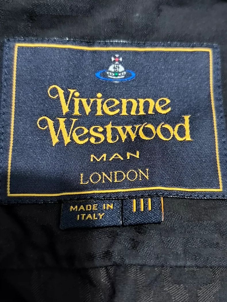 Vivienne Westwood Vivienne Westwood size os blouse Size US L / EU 52-54 / 3 - 3 Thumbnail