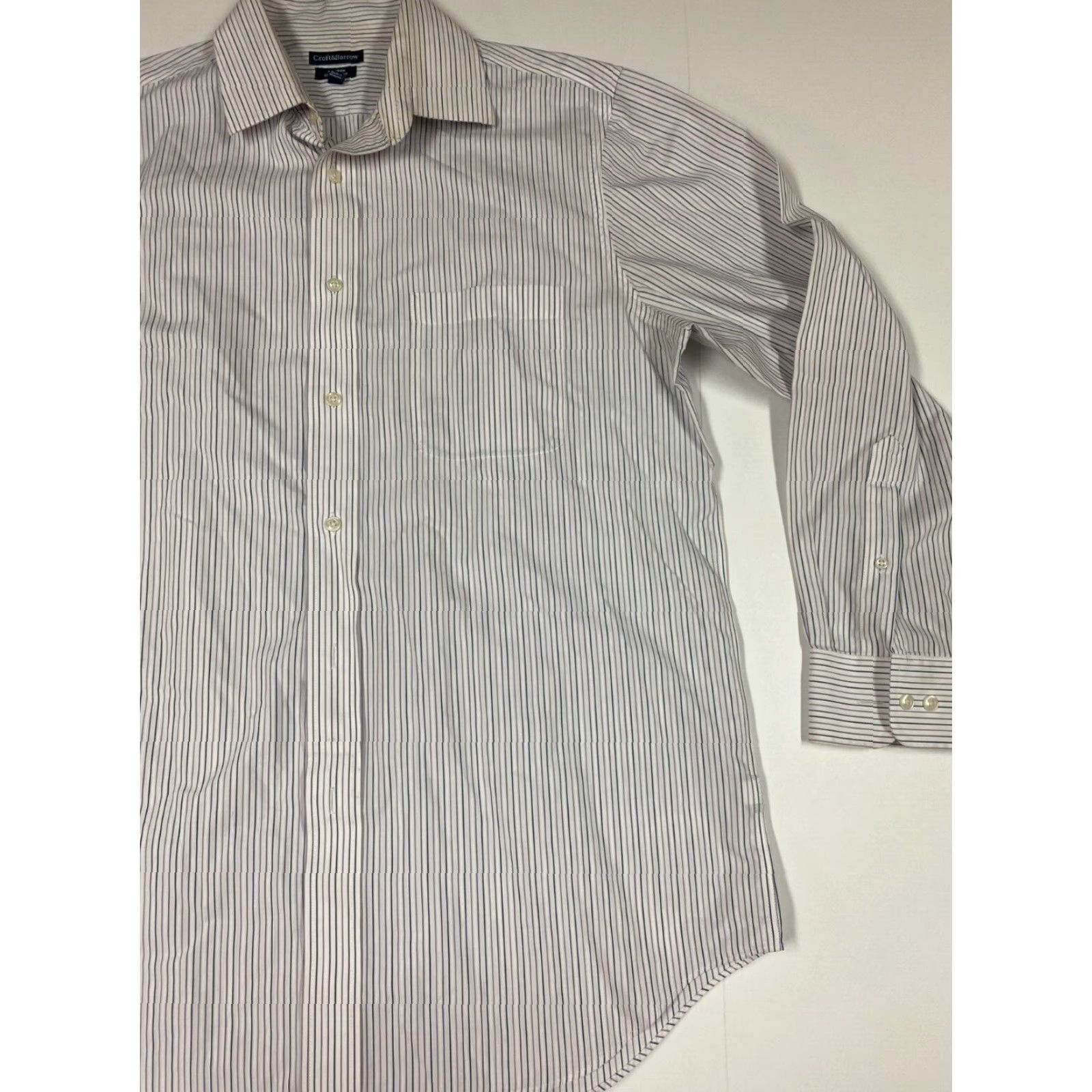 Croft & Barrow Croft & Barrow Mens Shirt 16 Striped Classic Fit No Iron Button Down Shirt Size US L / EU 52-54 / 3 - 2 Thumbnail