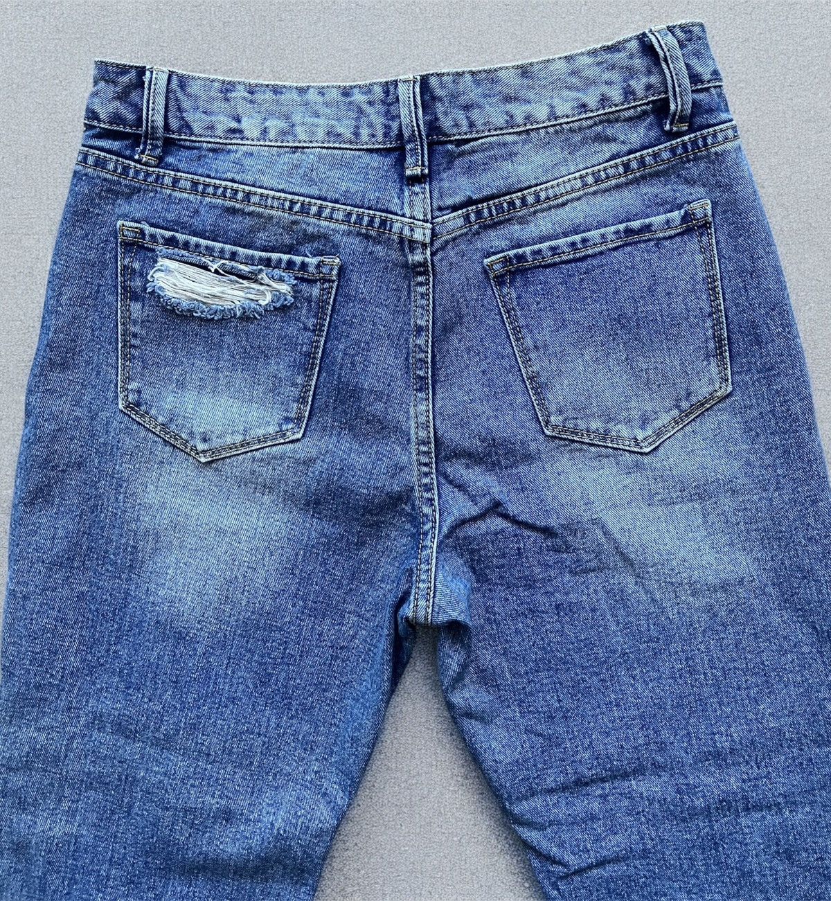 Fashion Nova FASHION NOVA Simple Things High Rise Boyfriend Jeans SIZE 11 Size 32" / US 10 / IT 46 - 4 Thumbnail