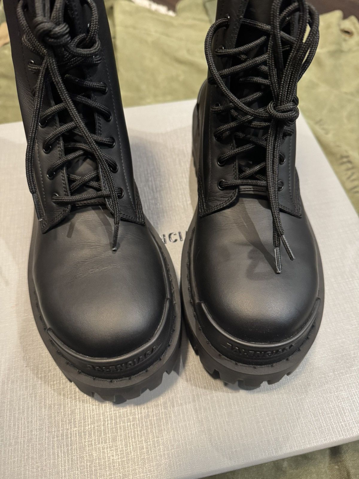 Balenciaga Balenciaga Strike Lace-up Boot Size US 5 / IT 35 - 6 Thumbnail