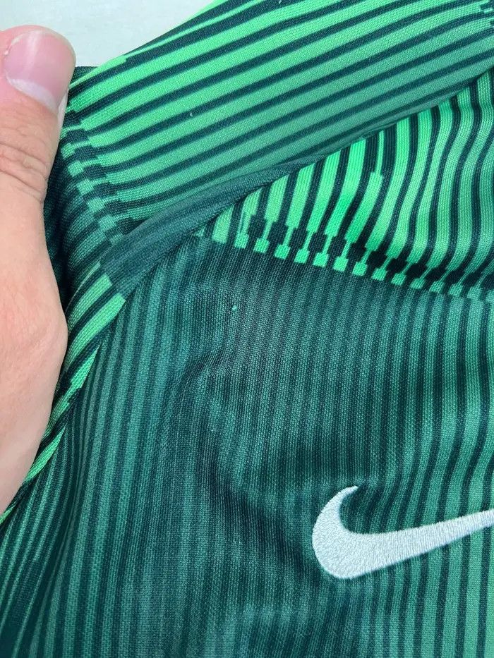Nike Nike Liverpool 2023 2024 Training Shirt Soccer Jersey Size US L / EU 52-54 / 3 - 13 Thumbnail
