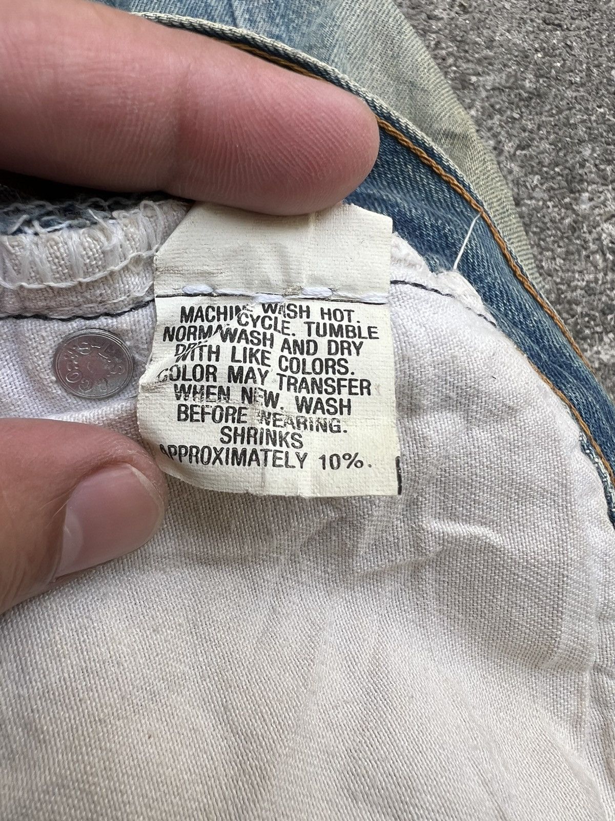 Levi's Vintage 80’s Levi’s 501 Distress Mud Wash Jean Very Rare Size US 31 - 23 Thumbnail