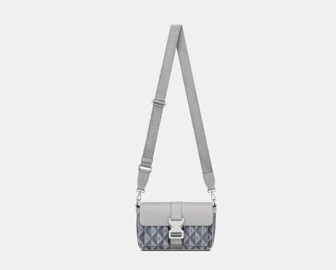Dior o1w1db10325 1ESME Size: OS / Road Bag in Grey Size ONE SIZE - 4 Thumbnail