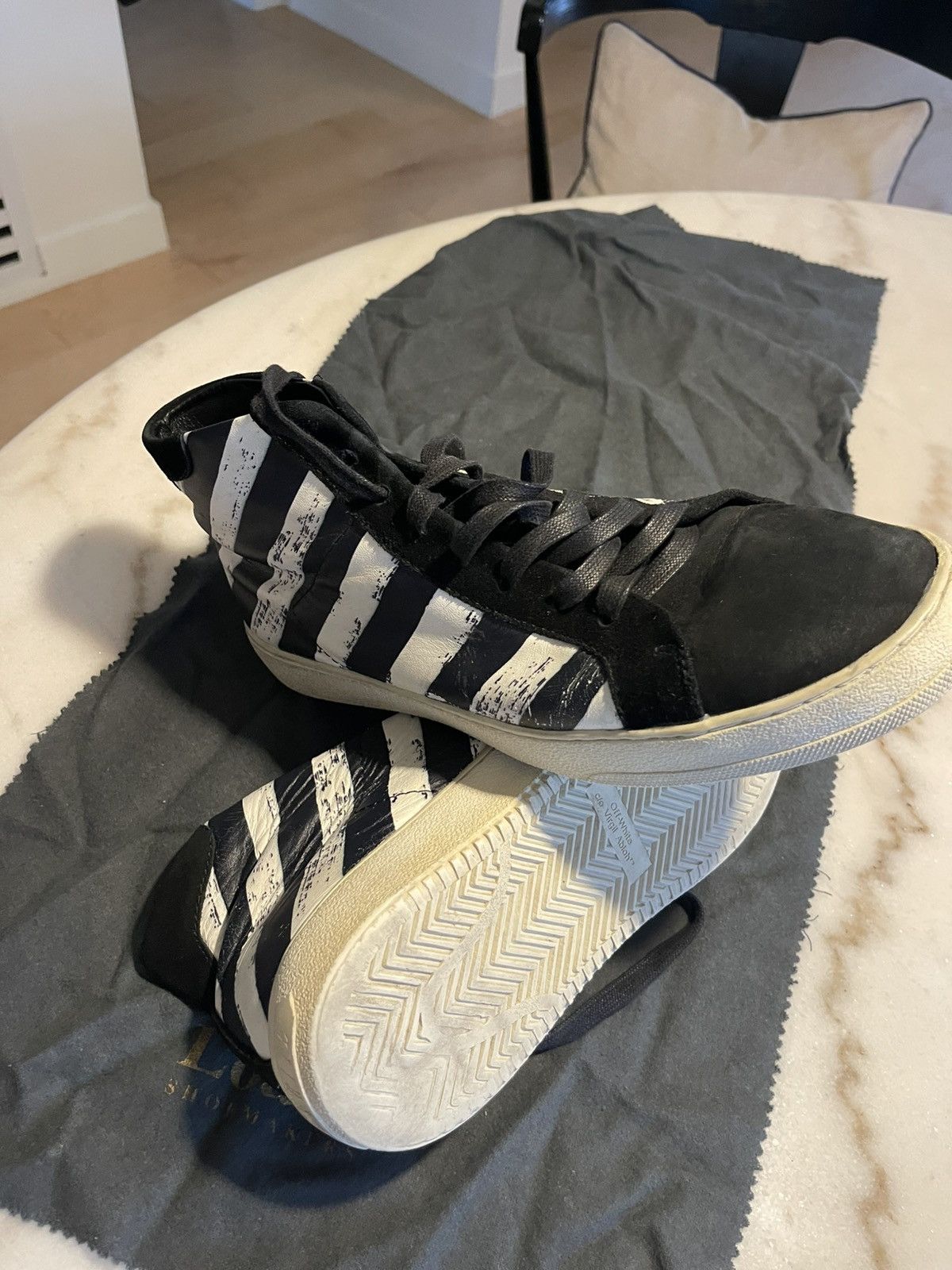 Off-White Off white mens high top sneakers 43 Size US 9.5 / EU 42-43 - 3 Thumbnail