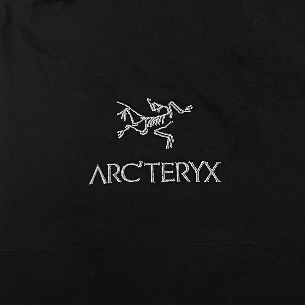 Arc'teryx Arcteryx BETA GORE-TEX Black Hard Shell M Unisex Jacket Size M / US 6-8 / IT 42-44 - 4 Thumbnail