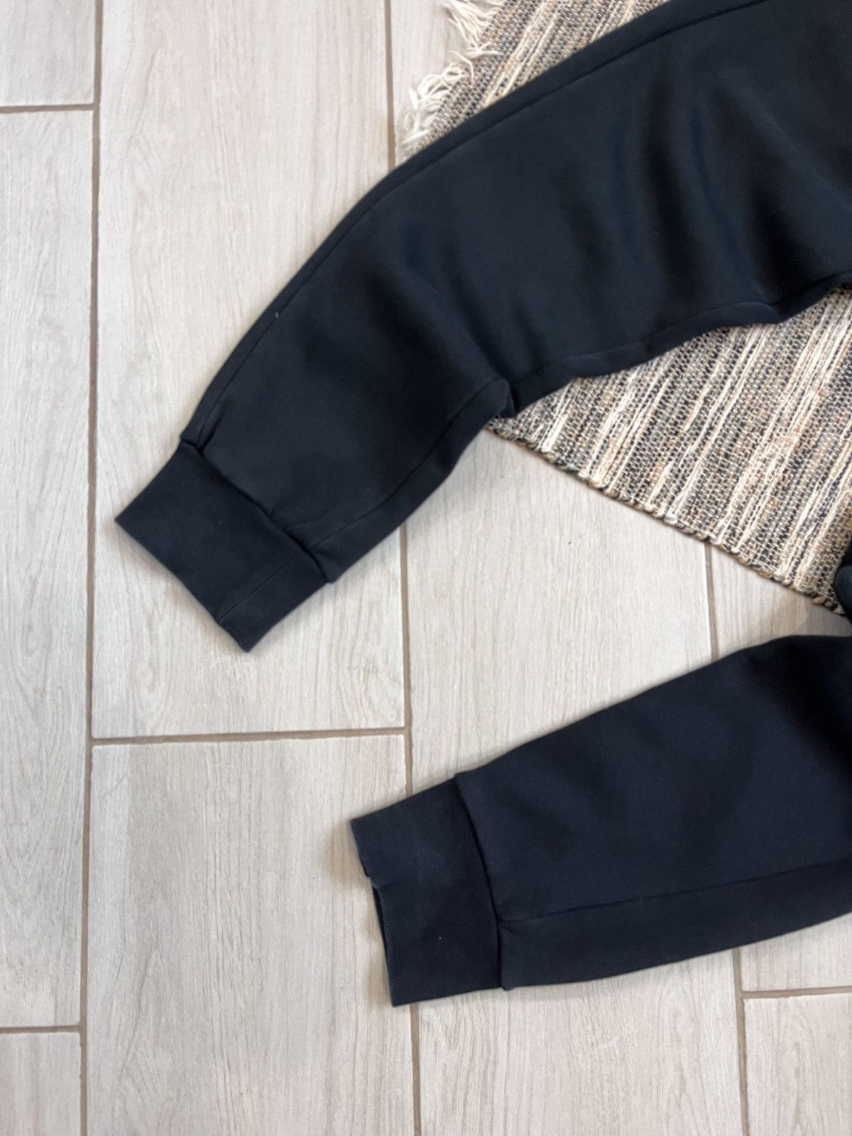 Puma × Vintage Puma Sweatpants faded black fleece pants minimalistic Size US 30 / EU 46 - 2 Thumbnail