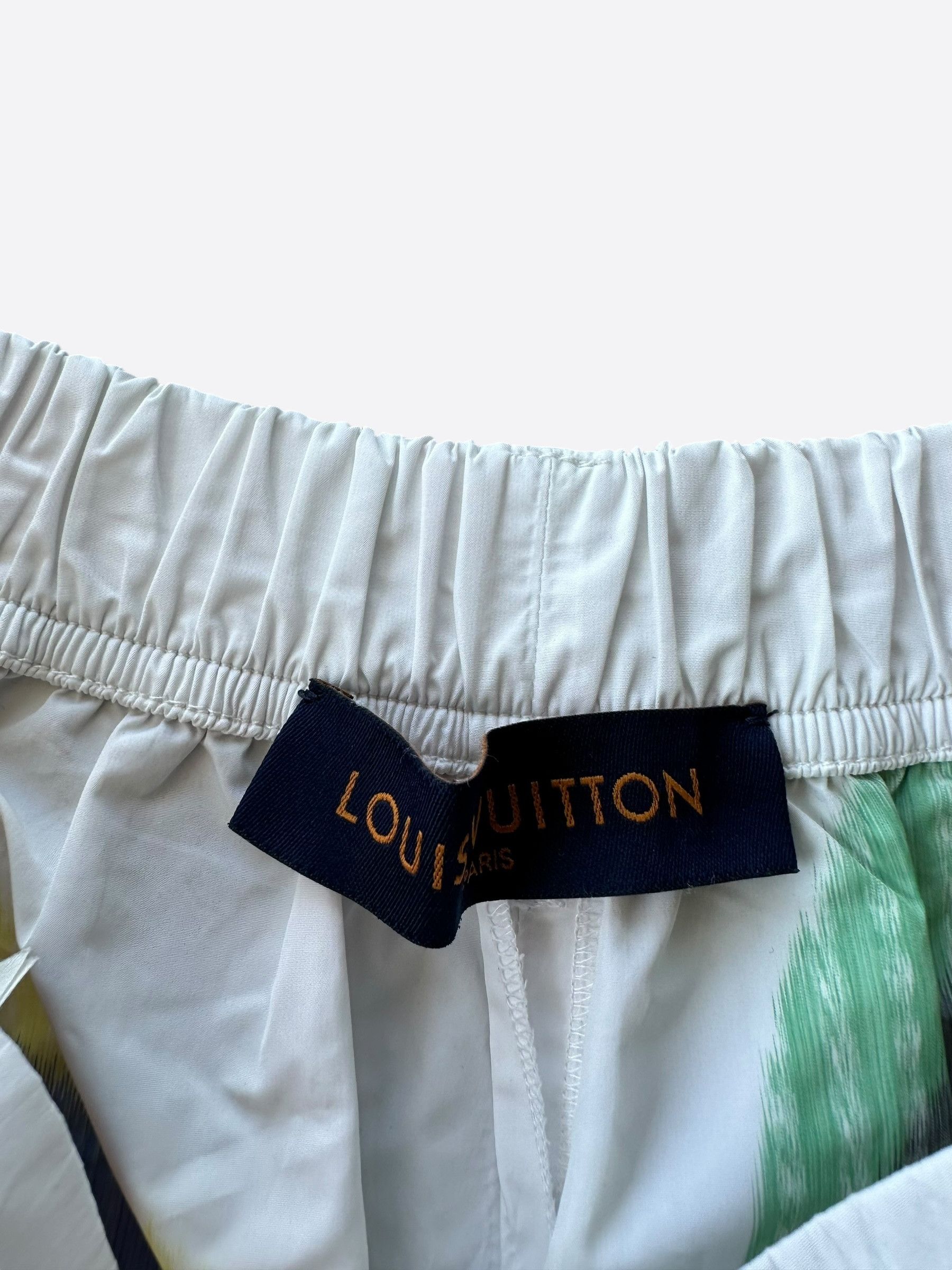 Louis Vuitton Louis Vuitton White Multicolor Flower Monogram Swimshorts Size US 36 / EU 52 - 3 Thumbnail