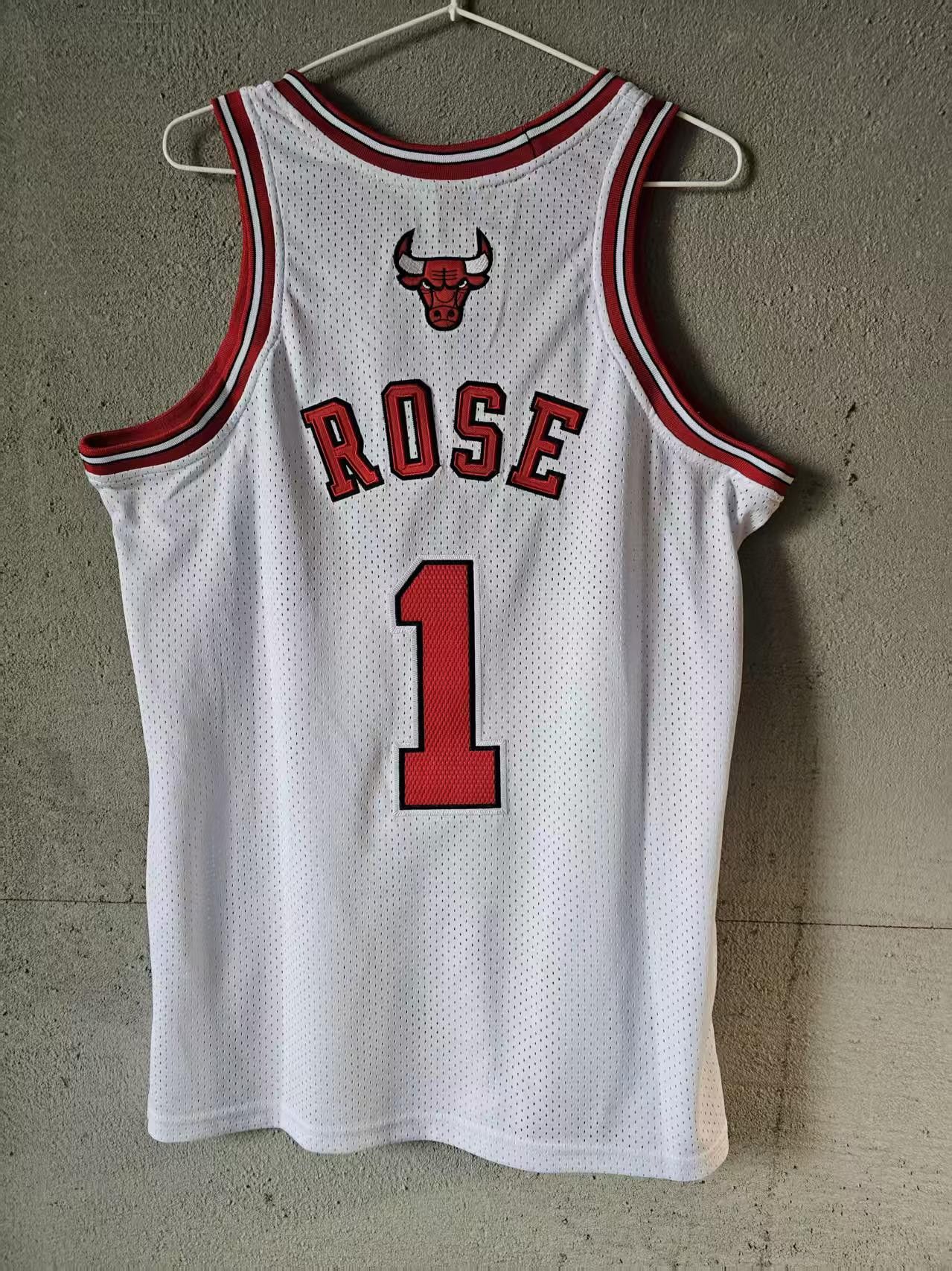 NBA Chicago Bulls #1 Derrick Rose Jersey Double Stitched M Size US M / EU 48-50 / 2 - 2 Thumbnail