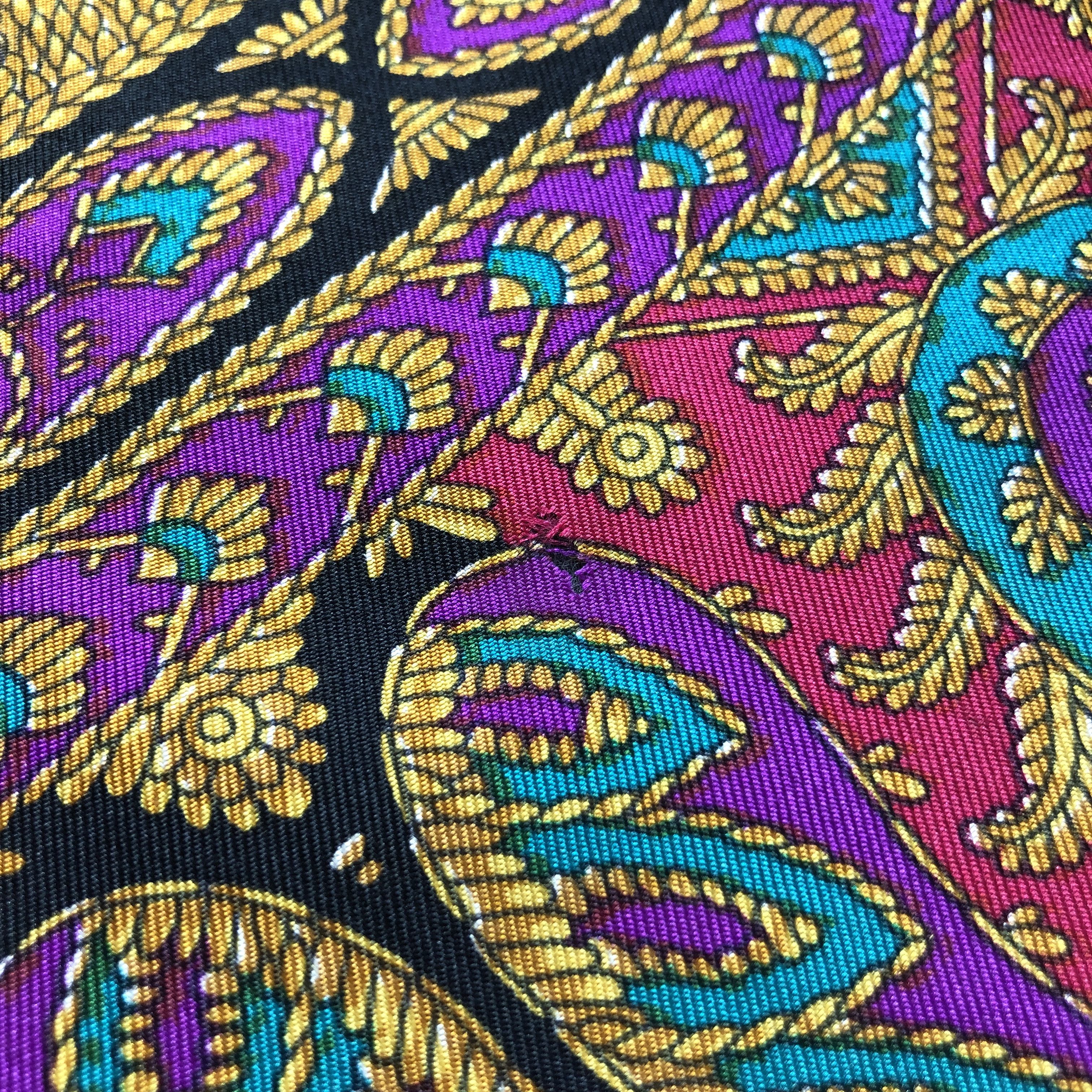 Trussardi Vintage Trussardi Paisley Silk Scarf M1263 Size ONE SIZE - 8 Thumbnail