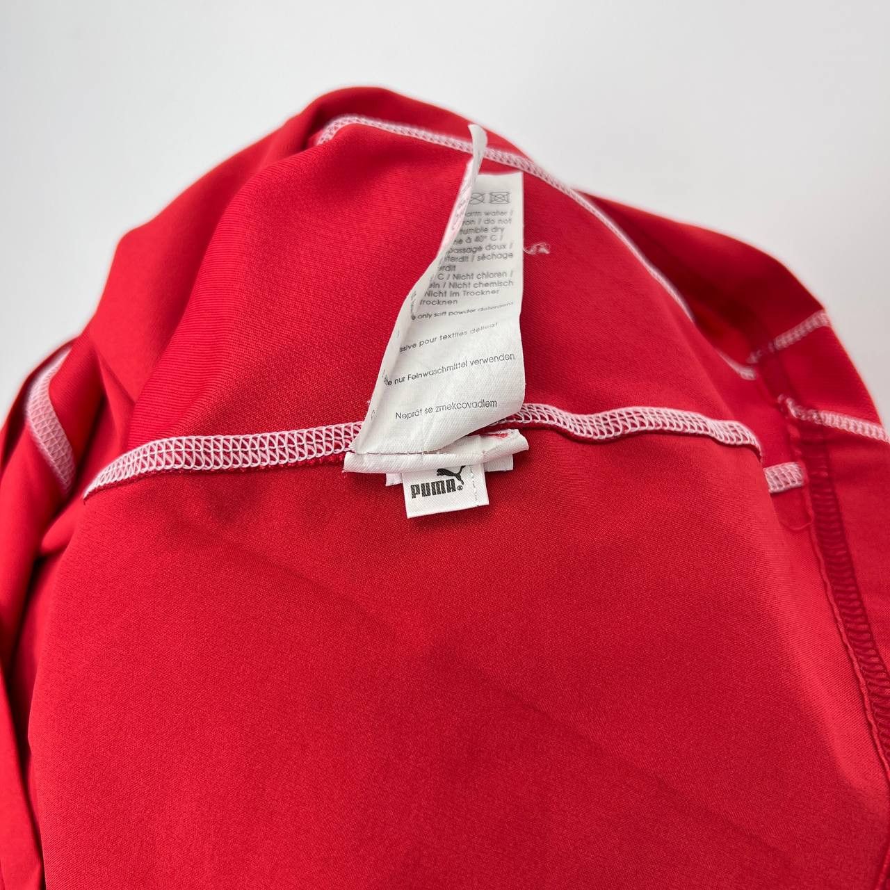 Puma × Vintage Vintage Switzerland National 2004 Jersey Soccer Shirt Size US M / EU 48-50 / 2 - 14 Thumbnail