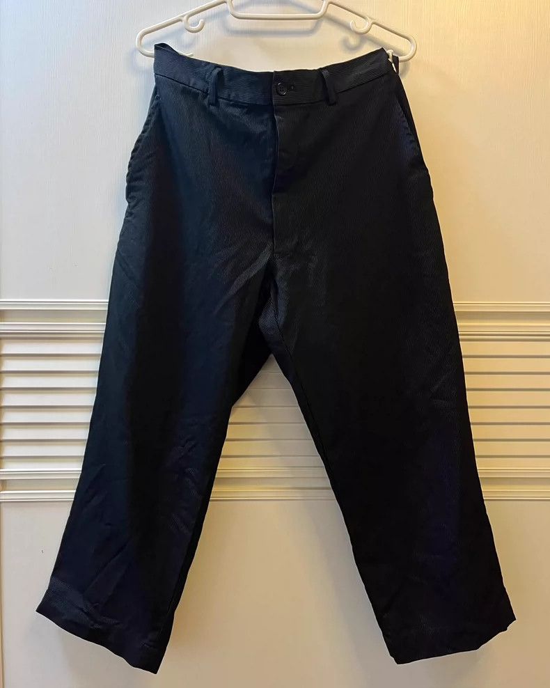 Comme des Garcons Comme Des Garcons size M Black striped suit cropped pants Size 26" / US 2 / IT 38 - 1 Thumbnail
