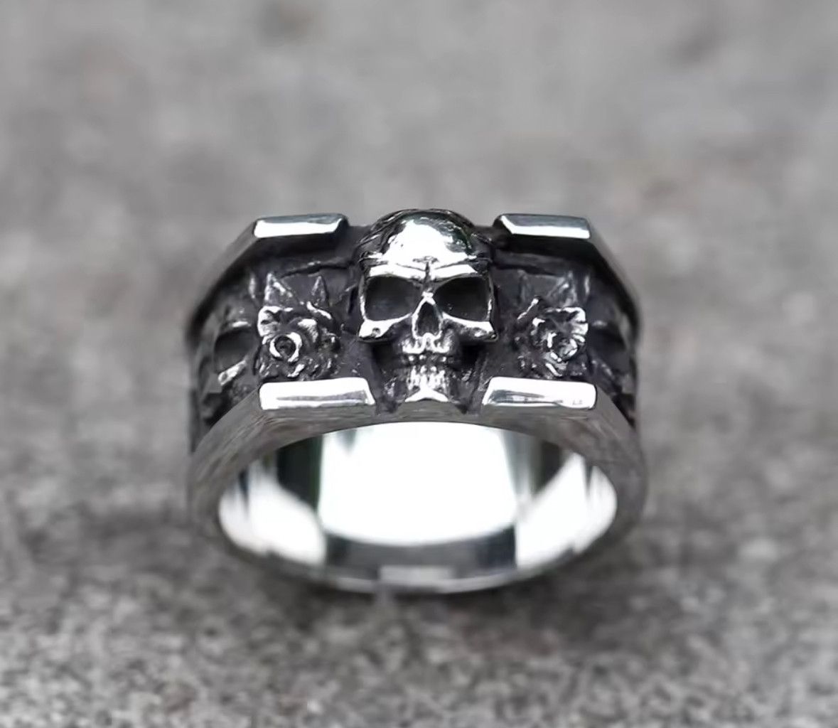 Japanese Brand Rare Retro Skull Rose Stainless Steel Ring Size 9 Size ONE SIZE - 1 Thumbnail