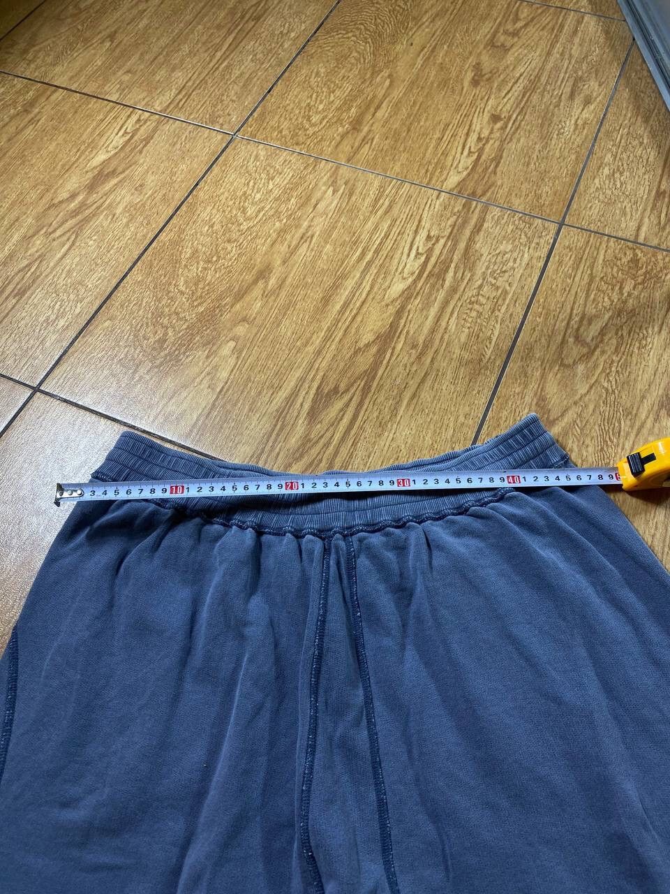 Nike × Vintage 90's NIKE SWOOSH LOGO Y2K RARE RETRO SHORTS Size US 34 / EU 50 - 10 Thumbnail