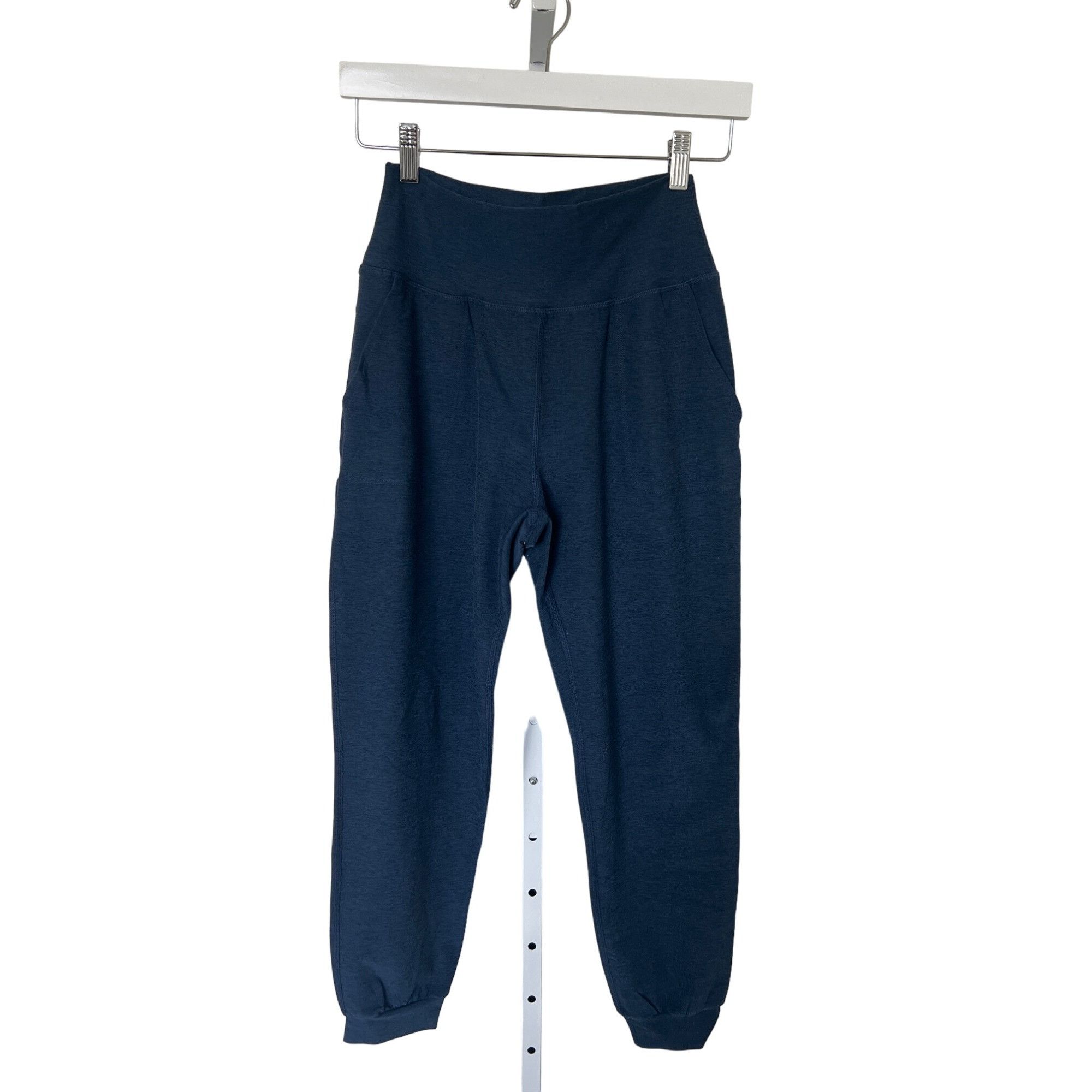 Beyond Yoga Beyond Yoga Navy City Midi Jogger Pants Size 27" / US 4 / IT 40 - 2 Thumbnail