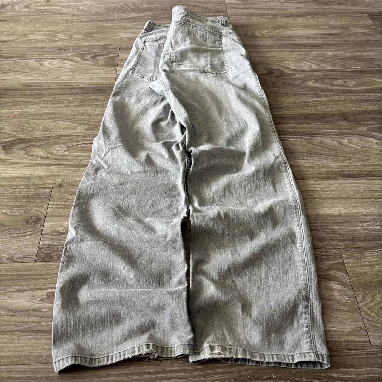 Vintage Crazy Vintage Y2K/2000 Grunge Light Grey Wash Denim Jeans! 33x32 Size US 33 - 4 Thumbnail