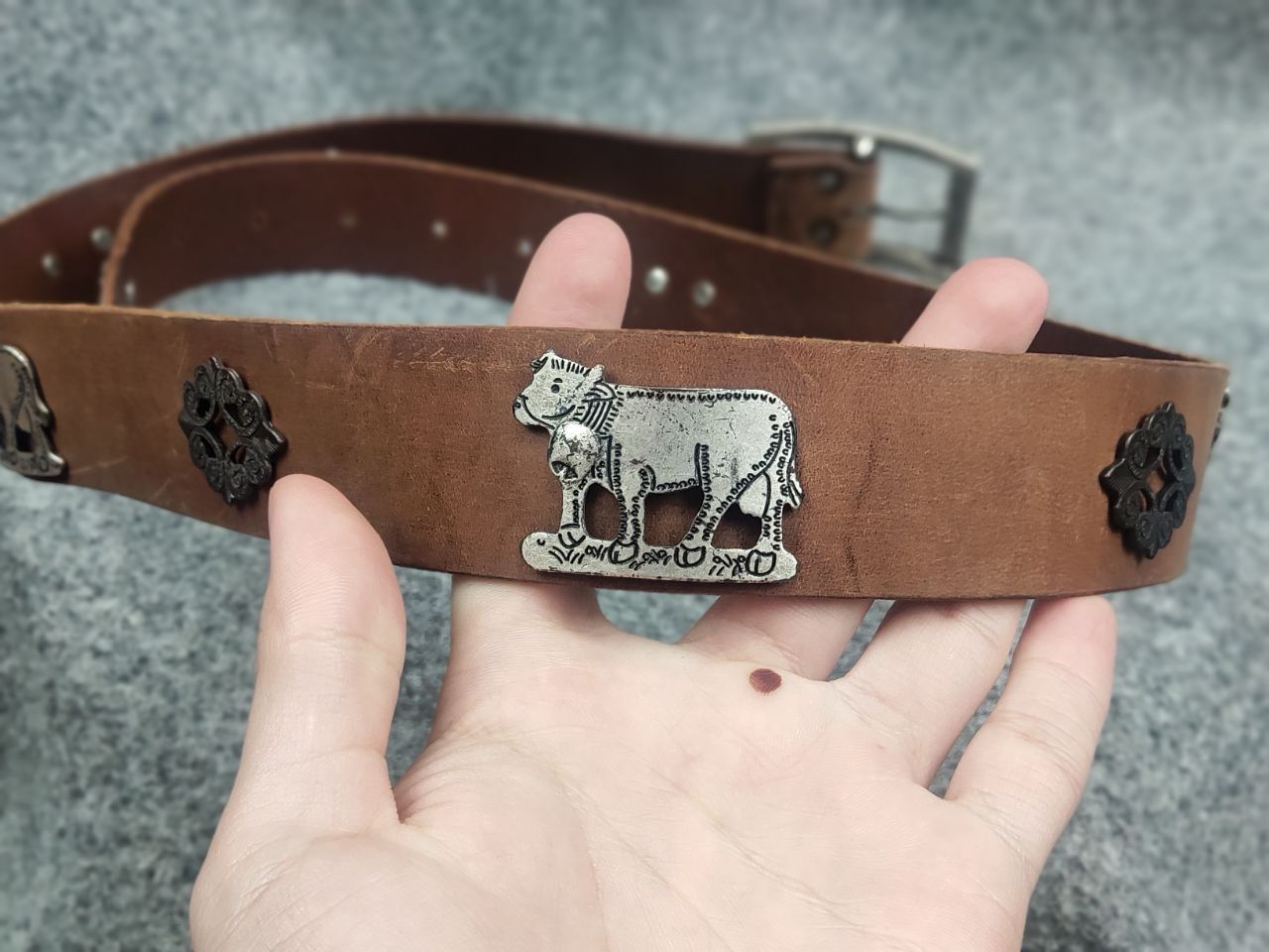 Etro Vintage 90's Etro Leather Metal iconic cows belt Old Money Size ONE SIZE - 7 Thumbnail