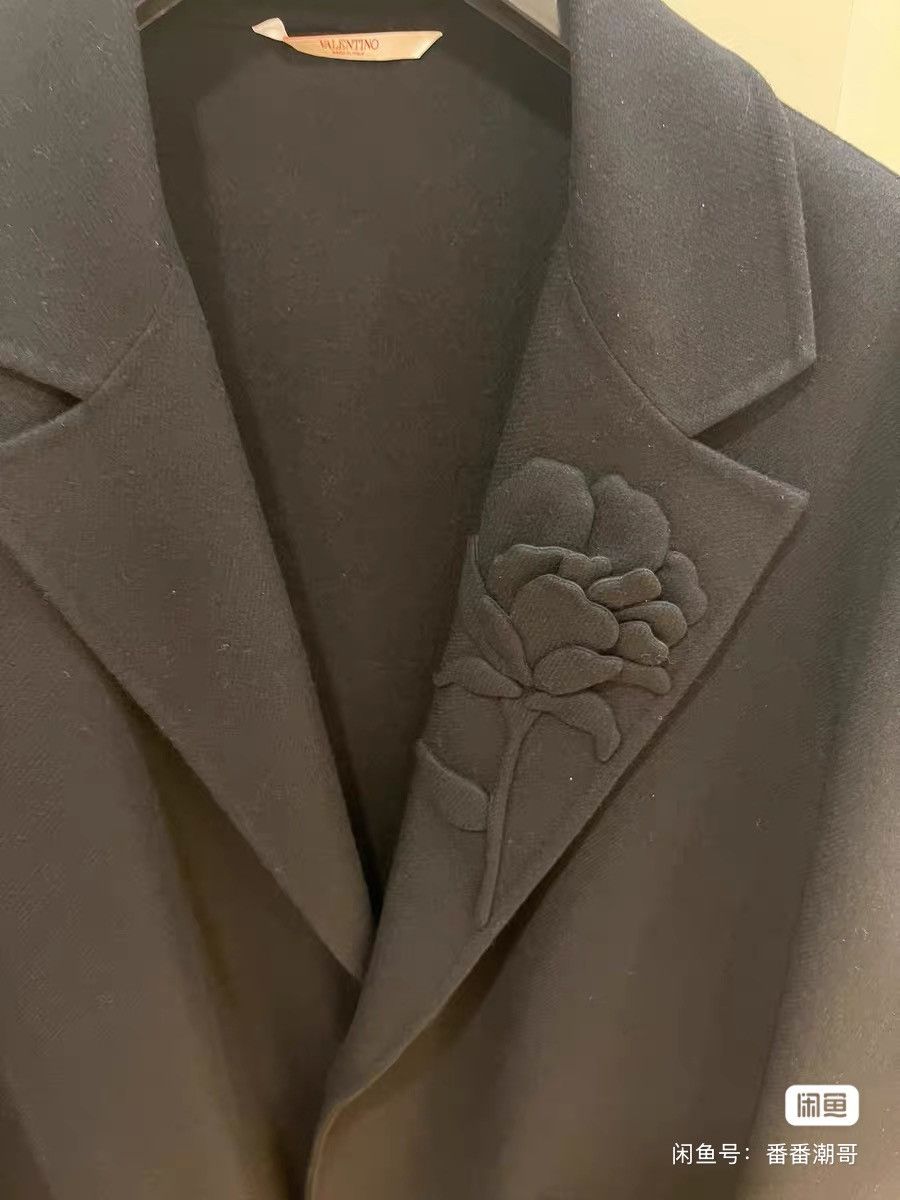 Valentino flower embroidery loose fit coat size50 Size US M / EU 48-50 / 2 - 6 Thumbnail