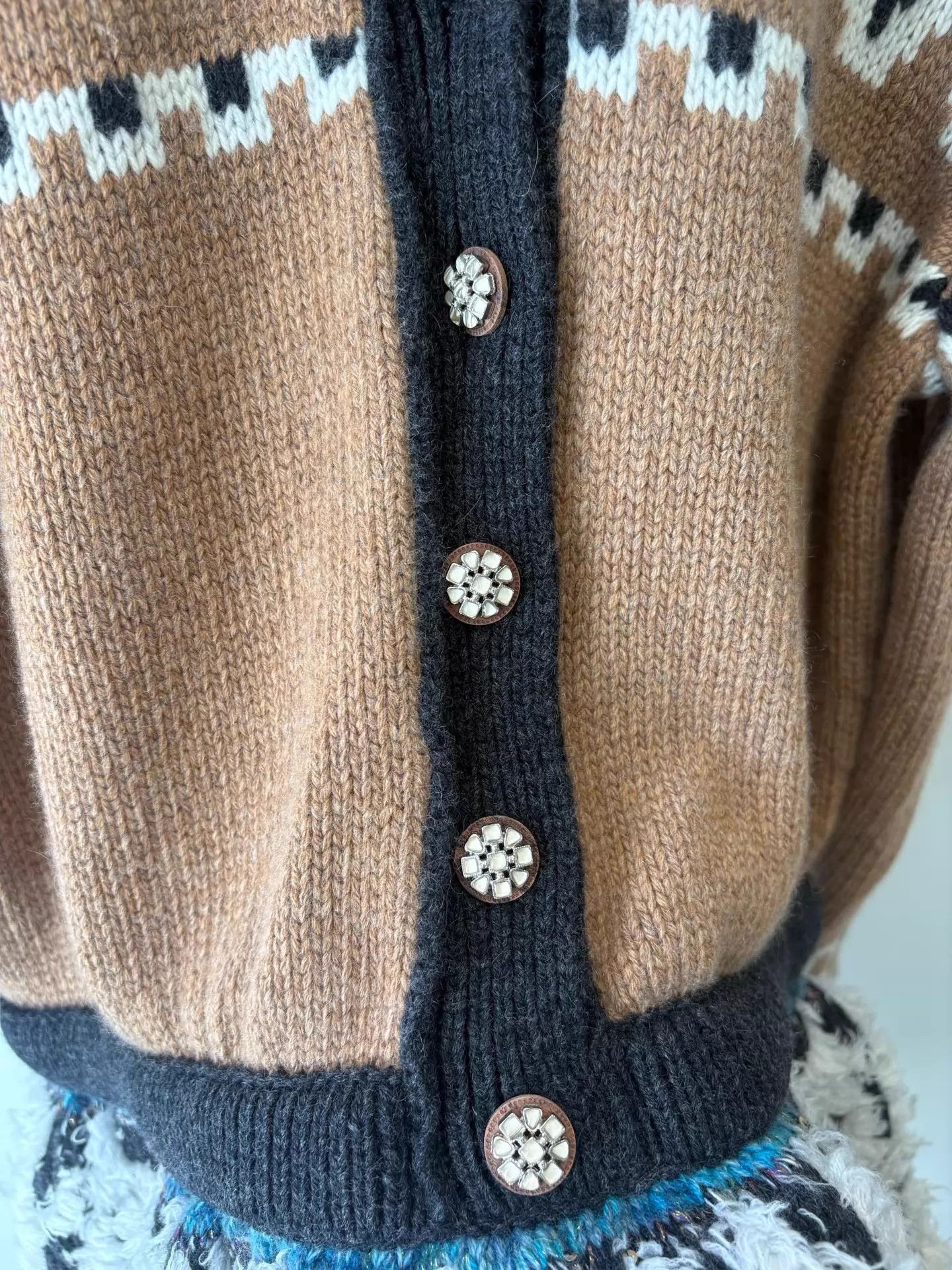 Chanel Chanel Snow Cashmere Knit Dress Deadstock 42 EU Size M / US 6-8 / IT 42-44 - 2 Thumbnail