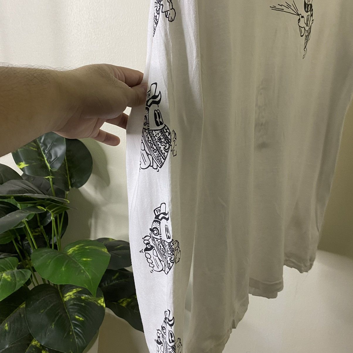 Japanese Brand Barrier Free Label Surf Graffiti Art Design LS Tee Size US M / EU 48-50 / 2 - 7 Thumbnail