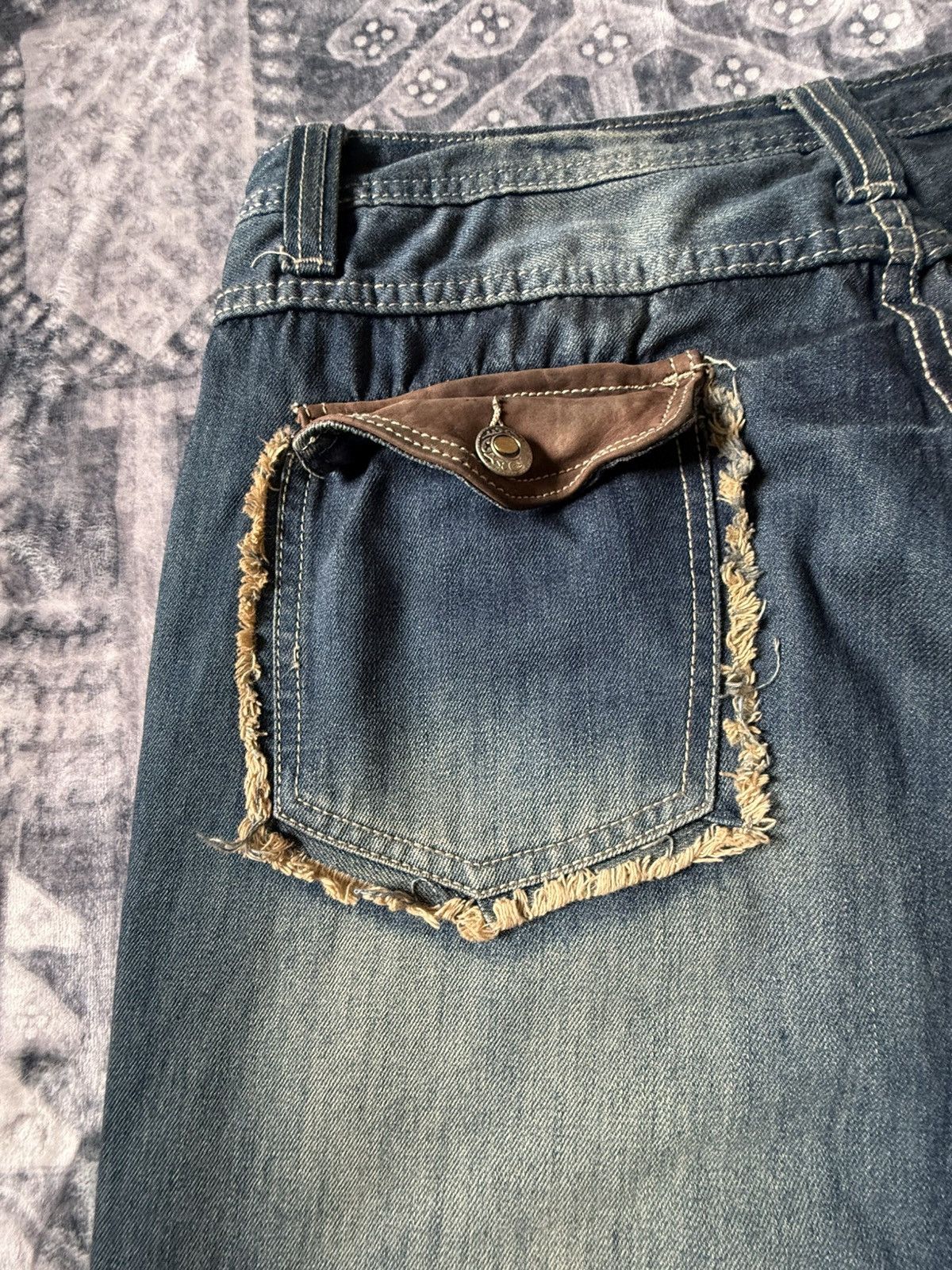 Japanese Brand Vomanie Japan Patch Work Frayed Details Baggy Fit Jeans Size US 32 / EU 48 - 16 Thumbnail