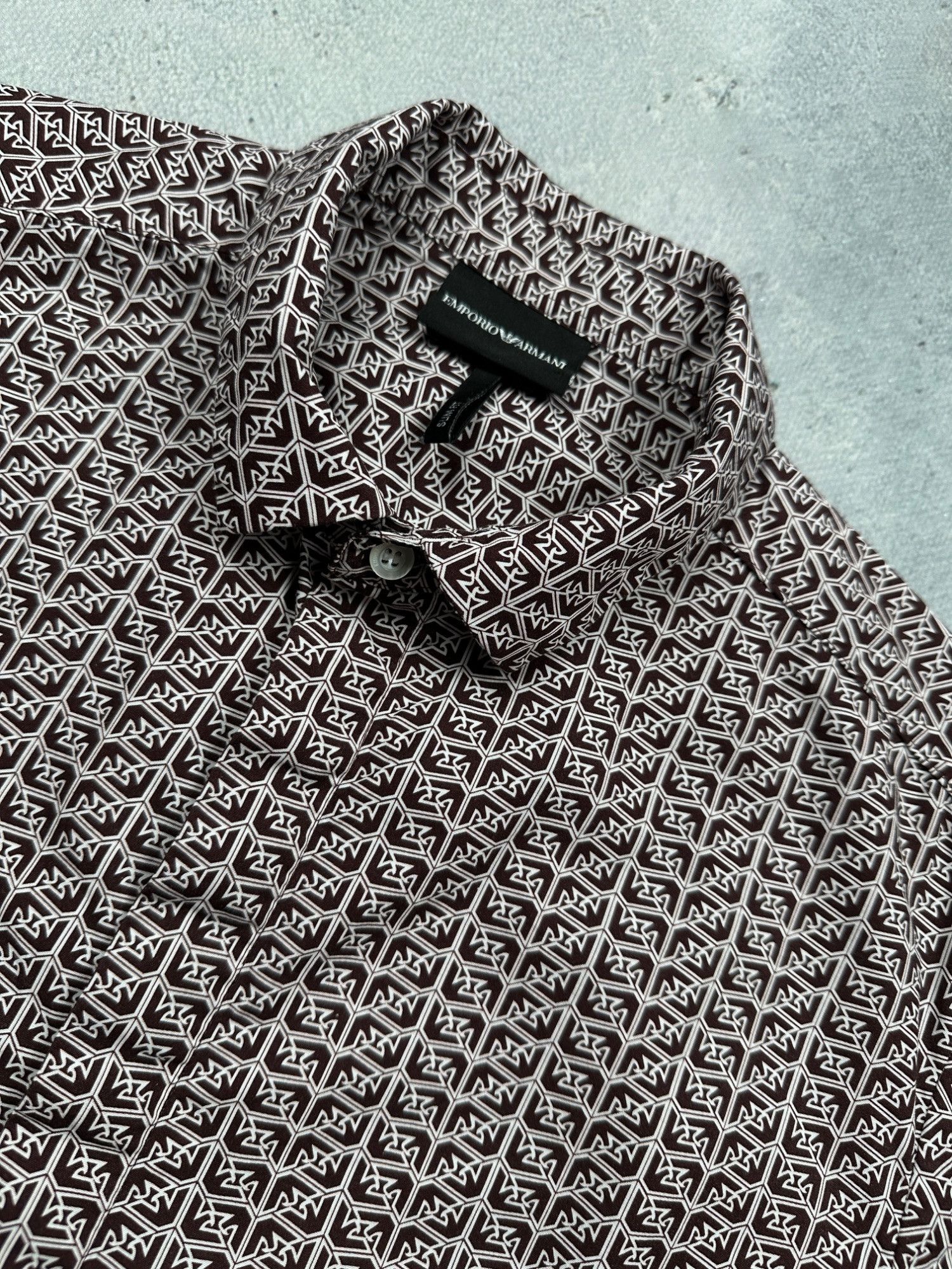 Armani Emporio Armani Slim Fit Button-Up Luxury Monogram Shirt Size US M / EU 48-50 / 2 - 13 Thumbnail