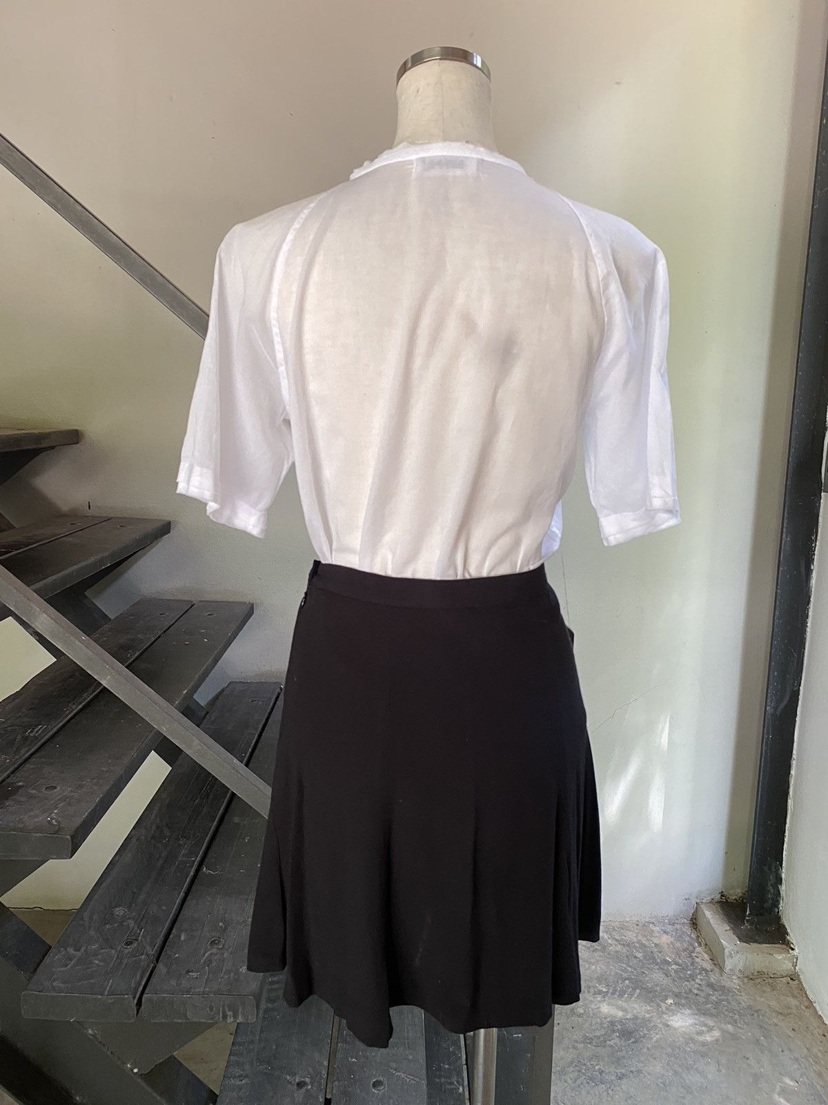 Zucca ZUCCA White pleated V-neck shirt Size M / US 6-8 / IT 42-44 - 22 Thumbnail