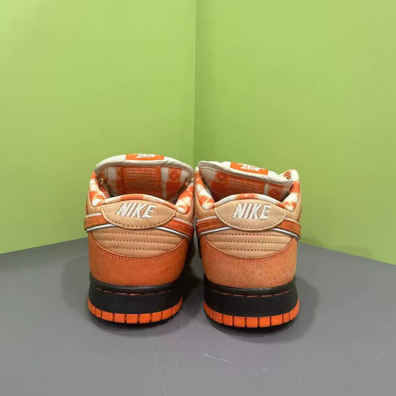Nike Concepts x Nike SB Dunk Low Orange Lobster K15 Size US 8 / EU 41 - 7 Thumbnail