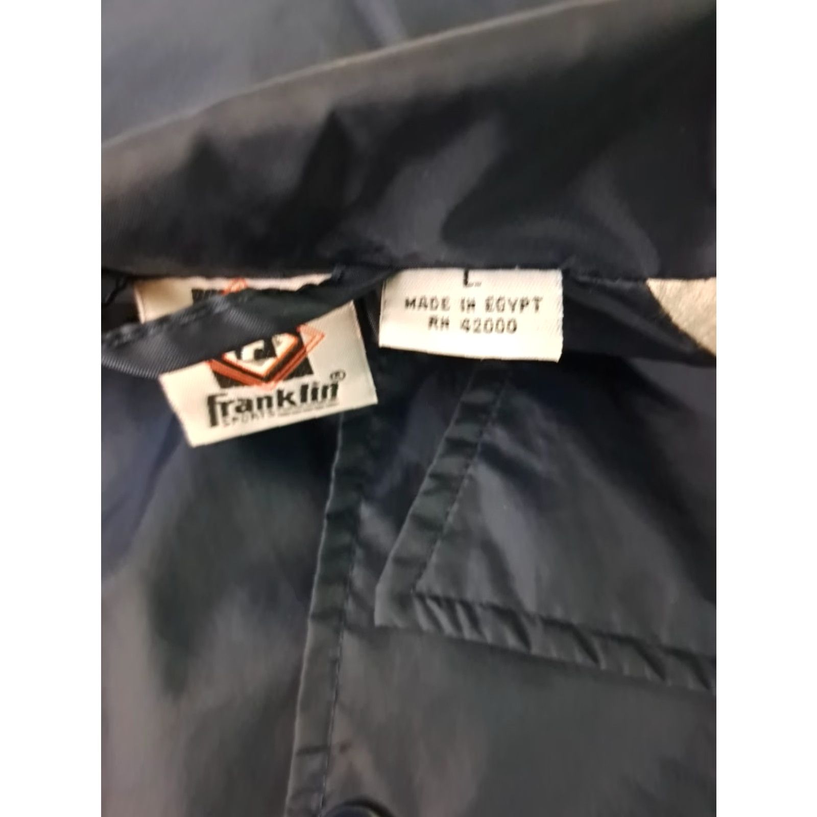 Vintage VINTAGE Franklin Sports Windbreaker Jacket Navy Blue Nylon Full Button Insulated 28in Long L Men's Unisex Adults Regular Size Size US L / EU 52-54 / 3 - 3 Thumbnail