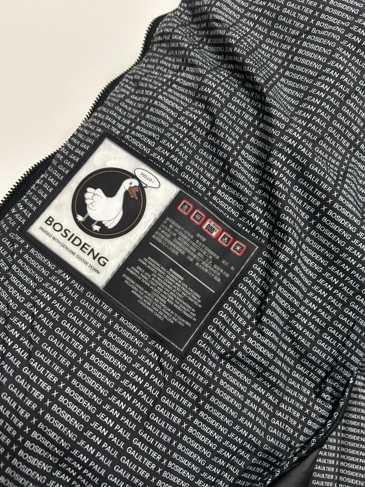 Jean Paul Gaultier FW2020 snowfall in paris collaboration bosideng down puffer Size US L / EU 52-54 / 3 - 6 Thumbnail