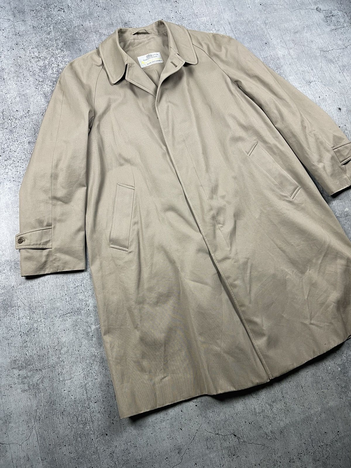 Aquascutum 🔥 VINTAGE AQUASCUTUM TRENCH COAT MADE IN ENGLAND Size US XL / EU 56 / 4 - 4 Thumbnail