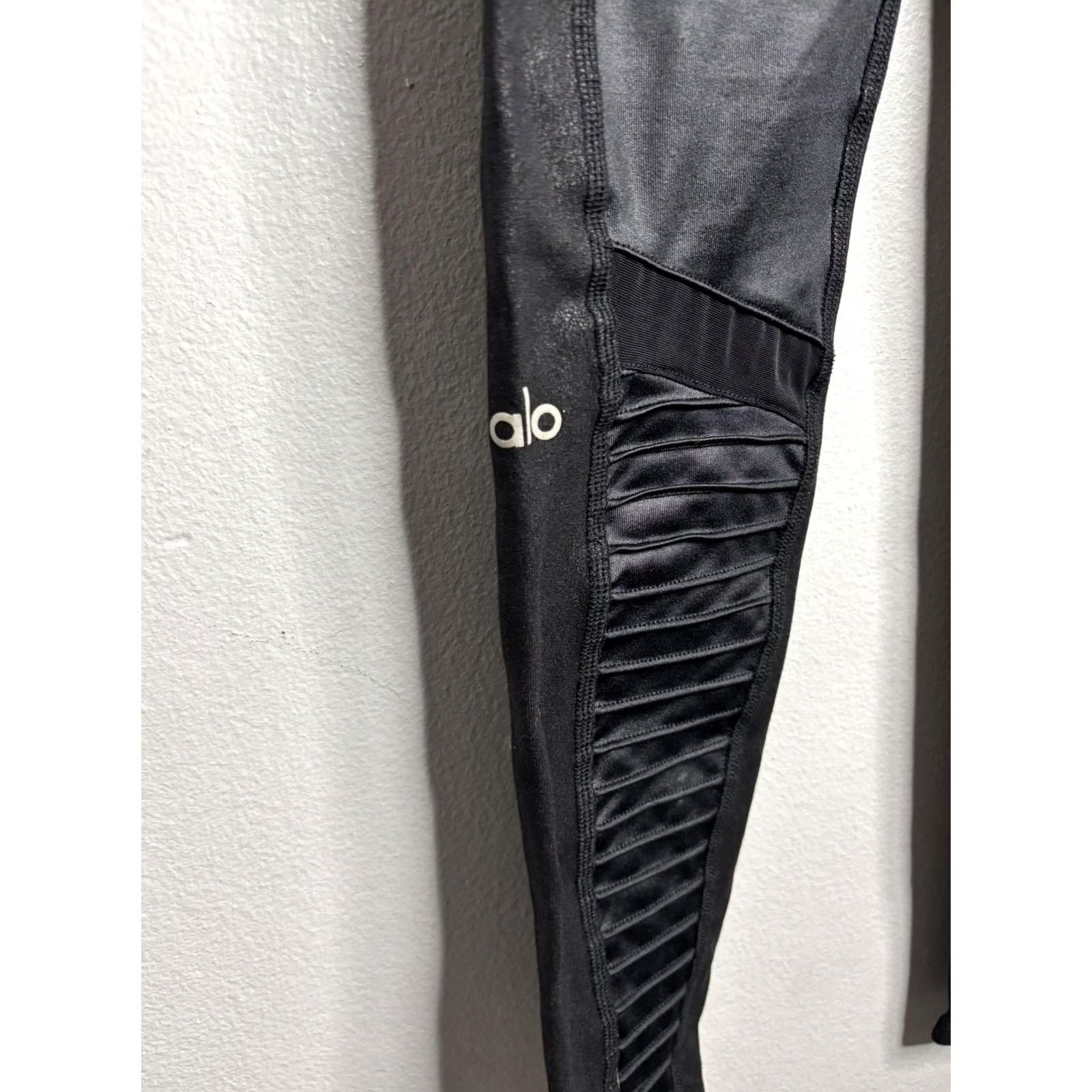 Alo Yoga Alo Yoga Leggings Womens XS Black High Waist Moto Faux Leather Ankle Skinny Pull On Size 26" / US 2 / IT 38 - 2 Thumbnail