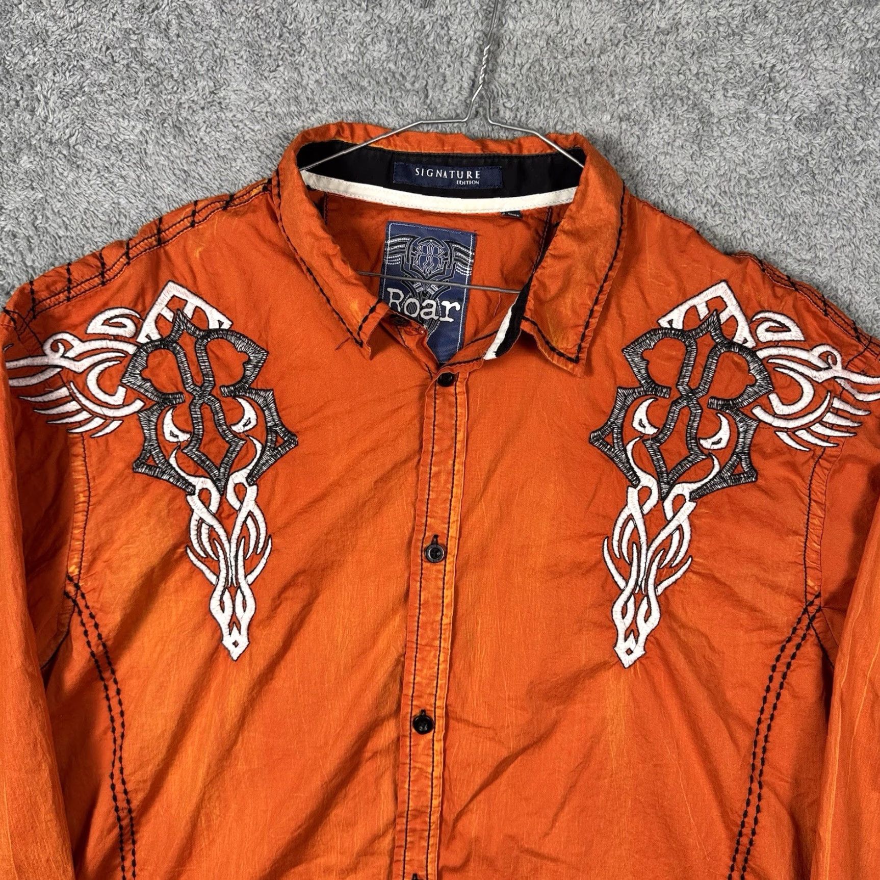 Roar Roar Shirt Mens 3XL 3XL Signature Stabilize Cross Cyber Y2K Grunge Wings Bright Gray Button-Up Collared Long Sleeve City Hip Hop USA 90s Mens Size US XXL / EU 58 / 5 - 4 Thumbnail