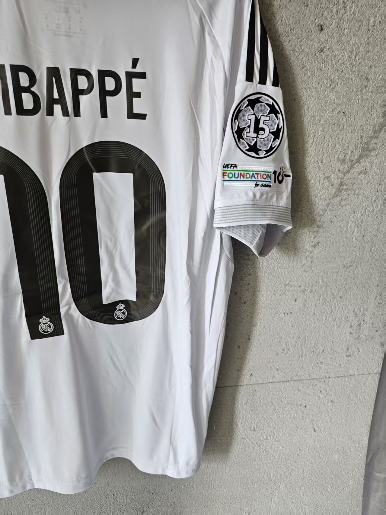 Other 2025 26 Real Madrid #10 Kylian Mbappé Jersey Size US S / EU 44-46 / 1 - 5 Thumbnail
