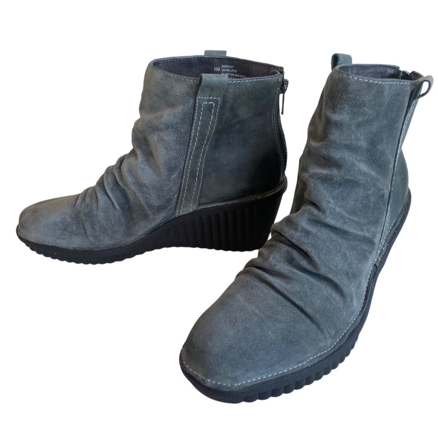 NWT Bionica Wedge Boots Bootie Destiney Womens 10M Gray Leat